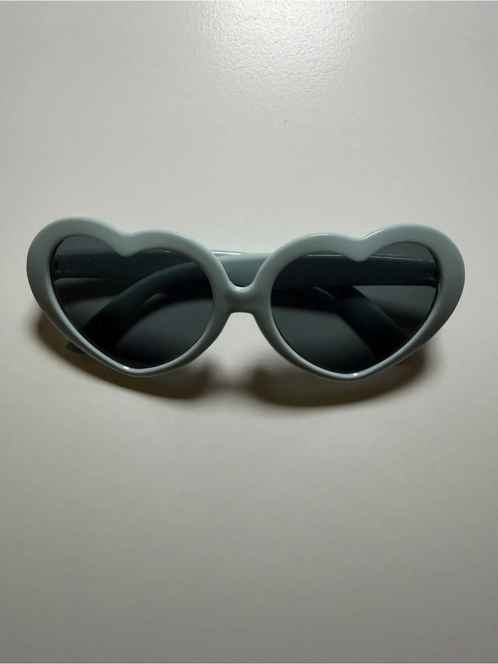 Variety/Multi Pack (4) Kids Heart Shaped Sunglasses Pink Purple Beige Gray‎